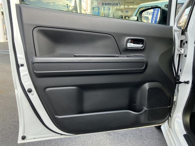 ワゴンＲ ＨＹＢＲＩＤ　ＦＺ　２型　全方位カメラ付きナビゲーション　衝突被害軽減ブレーキ・キーレスプッシュスタート・フルオートエアコン・ＥＴＣ・ドライブレコーダー・アイドリングストップシステム・後退時ブレーキサポート・シートヒーター・ヘッドアップディスプレー（40枚目）