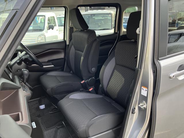 ソリオバンディット バンディット HYBRID MV 衝突被害軽減ブレーキ 後退時ブレーキサポート・両側パワースライドドア・フルオートエアコン・キーレスプッシュスタート・スリムサーキュレーター・ロールサンシェード・シートヒーター・LEDヘッドランプ・フォグランプ(13枚目)