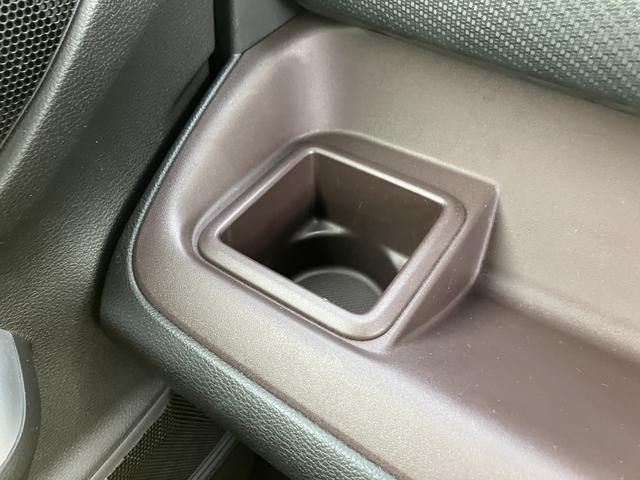 ソリオバンディット バンディット HYBRID MV 衝突被害軽減ブレーキ 後退時ブレーキサポート・両側パワースライドドア・フルオートエアコン・キーレスプッシュスタート・スリムサーキュレーター・ロールサンシェード・シートヒーター・LEDヘッドランプ・フォグランプ(28枚目)