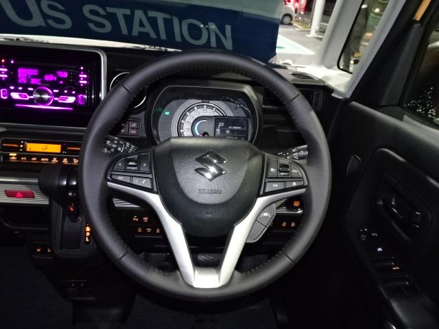 スペーシアギア ギア　ＨＹＢＲＩＤ　ＸＺ　３型　ＣＤラジオパワースライドドア　衝突被害軽減ブレーキ・後退時ブレーキサポート・キーレスプッシュスタート・フルオートエアコン・スリムサーキュレーター・アイドリングストップ・ステアリングオーディオスイッチ・クルーズコントロール（16枚目）