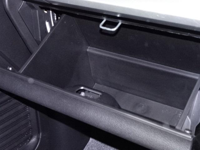 スペーシアギア ギア　ＨＹＢＲＩＤ　ＸＺ　３型　ＣＤラジオパワースライドドア　衝突被害軽減ブレーキ・後退時ブレーキサポート・キーレスプッシュスタート・フルオートエアコン・スリムサーキュレーター・アイドリングストップ・ステアリングオーディオスイッチ・クルーズコントロール（29枚目）