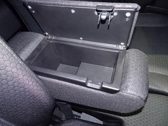 スペーシアギア ギア　ＨＹＢＲＩＤ　ＸＺ　３型　ＣＤラジオパワースライドドア　衝突被害軽減ブレーキ・後退時ブレーキサポート・キーレスプッシュスタート・フルオートエアコン・スリムサーキュレーター・アイドリングストップ・ステアリングオーディオスイッチ・クルーズコントロール（37枚目）