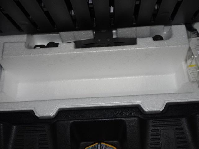 スペーシアギア ギア　ＨＹＢＲＩＤ　ＸＺ　３型　ＣＤラジオパワースライドドア　衝突被害軽減ブレーキ・後退時ブレーキサポート・キーレスプッシュスタート・フルオートエアコン・スリムサーキュレーター・アイドリングストップ・ステアリングオーディオスイッチ・クルーズコントロール（68枚目）