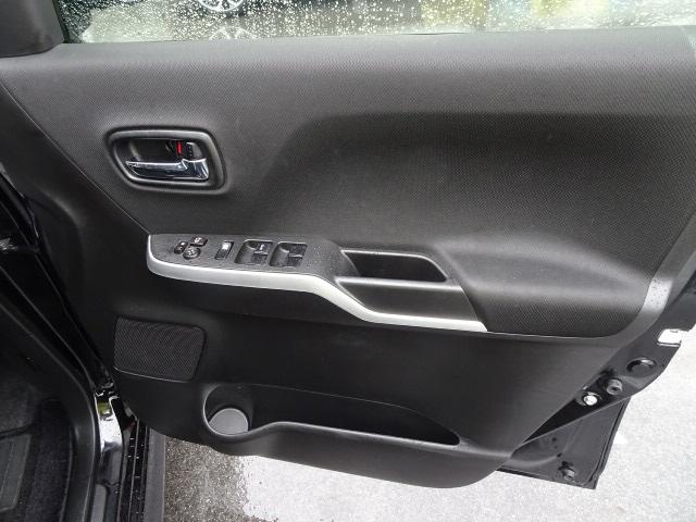 �^�]�ȃh�A����