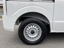 運転席側リアドア付近
