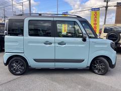 �ƥɥ���¦�μ̿���Ǻܤ��Ƥ��ޤ��� 4