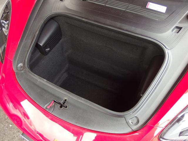 ７１８ボクスター ７１８ボクスター　スポクロＰＫＧ　ＥＵＲ－ＧＴＲワイドボディ　ＥＳ２１ｉｎアルミ　社外ダウンサス　ＬＥＤヘッドライト　ＰＤＬＳ＋　ＰＡＳＭ　ＢＯＳＥサウンドシステム　シートヒーター　サーボトロニック　スポーツステアリング（45枚目）