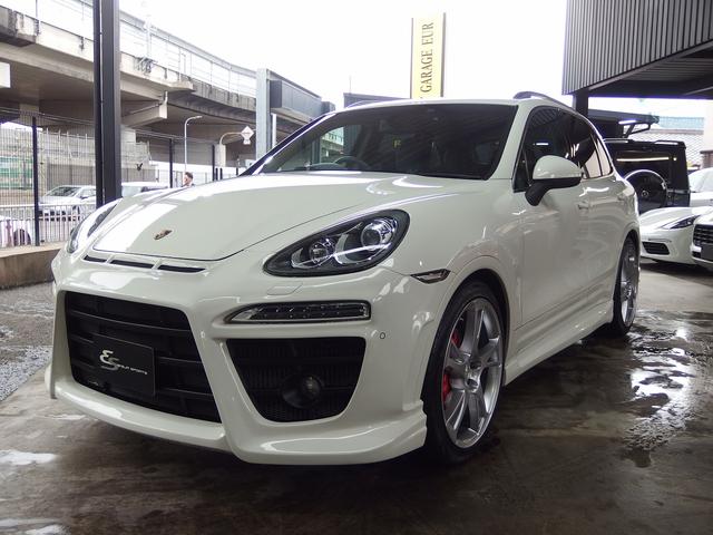 カイエン ベースグレード　２０１１ｙモデル　正規　Ｄ車　ＥＵＲ－ＧＴ　フルエアロキット　ＥＳダウンサス　社外２２ｉｎアルミ　キャリパーカスタムペイント　クルコン　シートヒーター　ＢＯＳＥ　キセノン　パワーテールゲート　パークトロニック　純正ナビ　ＴＶ　Ｂカメラ（12枚目）