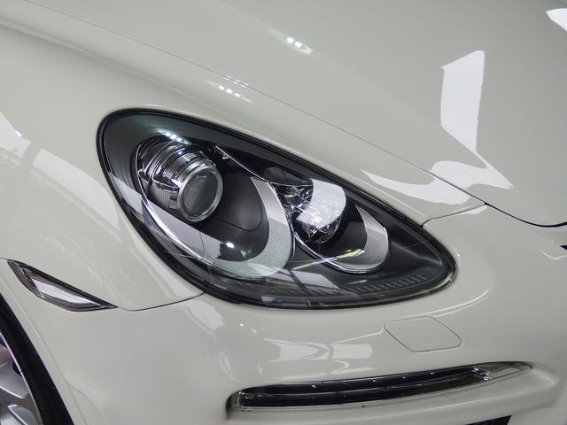 カイエン ベースグレード　２０１１ｙモデル　正規　Ｄ車　ＥＵＲ－ＧＴ　フルエアロキット　ＥＳダウンサス　社外２２ｉｎアルミ　キャリパーカスタムペイント　クルコン　シートヒーター　ＢＯＳＥ　キセノン　パワーテールゲート　パークトロニック　純正ナビ　ＴＶ　Ｂカメラ（29枚目）