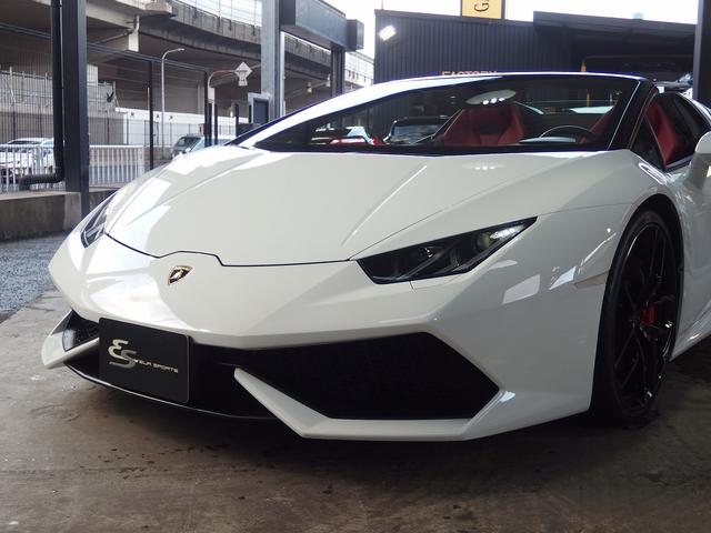 ウラカン ＬＰ６１０－４スパイダー　フロントリフター　２０ｉｎアルミ　カラードキャリパー　カーボンブレーキ　Ｑチトゥーラ　パワーシート　シートヒーター　デジタルインナーミラー　ヘッドレスト部クレストエンボス加工　純正ナビゲーション　ＥＴＣ（15枚目）