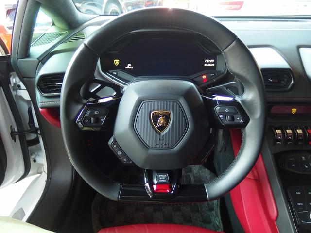 ウラカン ＬＰ６１０－４スパイダー　フロントリフター　２０ｉｎアルミ　カラードキャリパー　カーボンブレーキ　Ｑチトゥーラ　パワーシート　シートヒーター　デジタルインナーミラー　ヘッドレスト部クレストエンボス加工　純正ナビゲーション　ＥＴＣ（43枚目）