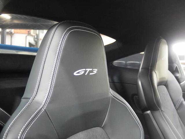 ９１１ ９１１ＧＴ３　スポクロ　フロントリフティング　ＬＥＤヘッドライト　２０／２１鍛造アルミホイール　Ｒａｃｅ－Ｔｅｘステアリング　Ｒａｃｅ－Ｔｅｘルーフライニング　ハーフレザーシート　シートヒーター　クルコン　アップルカープレイ（39枚目）
