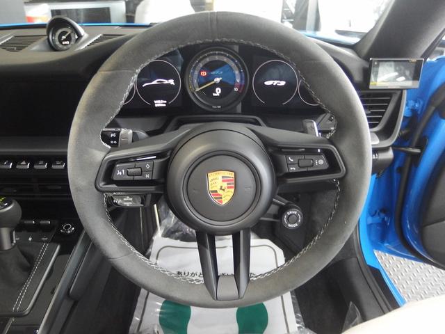 ９１１ ９１１ＧＴ３　スポクロ　フロントリフティング　ＬＥＤヘッドライト　２０／２１鍛造アルミホイール　Ｒａｃｅ－Ｔｅｘステアリング　Ｒａｃｅ－Ｔｅｘルーフライニング　ハーフレザーシート　シートヒーター　クルコン　アップルカープレイ（41枚目）