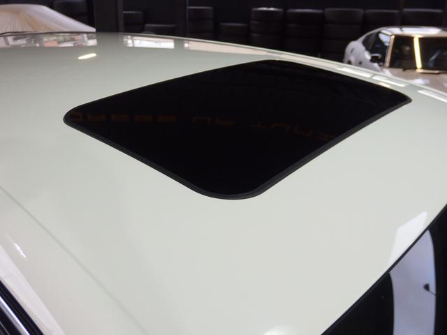 カイエン Ｓ　正規ディーラー車　右ハンドル　１９ｉｎアルミ　クルコン　キセノン　サンルーフ　サーボトロニック　パワーテールゲート　シートヒーター　ＨＤＤナビ　後席モニター　フルセグＴＶ　ＥＴＣ（26枚目）