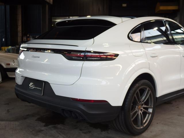 カイエンクーペ ベースグレード　スポクロＰＫＧ　純正２１ｉｎアルミ　パノラマサンルーフ　アダプティブクルコン　全方位カメラ　パワーテールゲート　ポルシェエントリドライブ　シートヒーター　シートメモリー　レーンチェンジアシスト　レーンキープアシスト（20枚目）