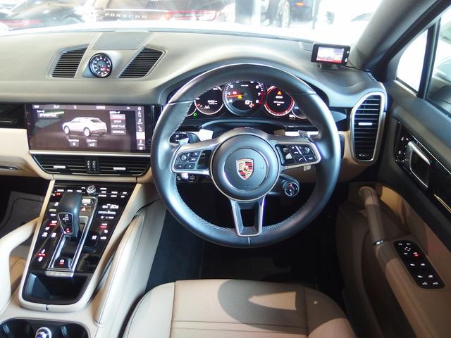 カイエンクーペ ベースグレード　スポクロＰＫＧ　純正２１ｉｎアルミ　パノラマサンルーフ　アダプティブクルコン　全方位カメラ　パワーテールゲート　ポルシェエントリドライブ　シートヒーター　シートメモリー　レーンチェンジアシスト　レーンキープアシスト（30枚目）