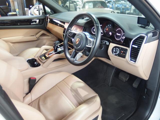 カイエンクーペ ベースグレード　スポクロＰＫＧ　純正２１ｉｎアルミ　パノラマサンルーフ　アダプティブクルコン　全方位カメラ　パワーテールゲート　ポルシェエントリドライブ　シートヒーター　シートメモリー　レーンチェンジアシスト　レーンキープアシスト（31枚目）