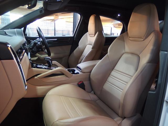 カイエンクーペ ベースグレード　スポクロＰＫＧ　純正２１ｉｎアルミ　パノラマサンルーフ　アダプティブクルコン　全方位カメラ　パワーテールゲート　ポルシェエントリドライブ　シートヒーター　シートメモリー　レーンチェンジアシスト　レーンキープアシスト（36枚目）