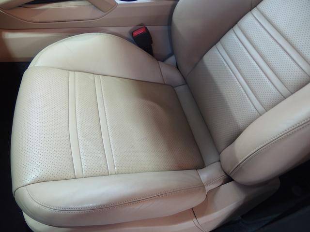 カイエンクーペ ベースグレード　スポクロＰＫＧ　純正２１ｉｎアルミ　パノラマサンルーフ　アダプティブクルコン　全方位カメラ　パワーテールゲート　ポルシェエントリドライブ　シートヒーター　シートメモリー　レーンチェンジアシスト　レーンキープアシスト（37枚目）