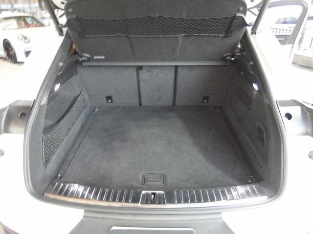 カイエンクーペ ベースグレード　スポクロＰＫＧ　純正２１ｉｎアルミ　パノラマサンルーフ　アダプティブクルコン　全方位カメラ　パワーテールゲート　ポルシェエントリドライブ　シートヒーター　シートメモリー　レーンチェンジアシスト　レーンキープアシスト（42枚目）