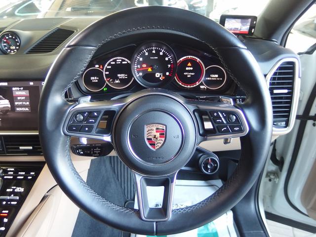 カイエンクーペ ベースグレード　スポクロＰＫＧ　純正２１ｉｎアルミ　パノラマサンルーフ　アダプティブクルコン　全方位カメラ　パワーテールゲート　ポルシェエントリドライブ　シートヒーター　シートメモリー　レーンチェンジアシスト　レーンキープアシスト（47枚目）