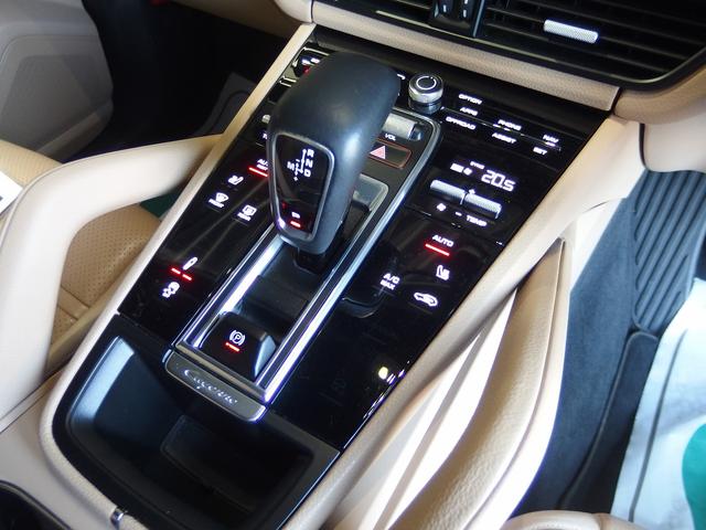 カイエンクーペ ベースグレード　スポクロＰＫＧ　純正２１ｉｎアルミ　パノラマサンルーフ　アダプティブクルコン　全方位カメラ　パワーテールゲート　ポルシェエントリドライブ　シートヒーター　シートメモリー　レーンチェンジアシスト　レーンキープアシスト（48枚目）