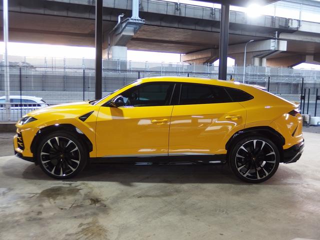 ウルス ハイウェイアシスタンスPKG パノラマルーフ スタイルPKG アーバンロードアシスタンスPKG ブランディングパック アンビエントライトPKG シートヒーター シートエアコン ナイトビジョン(12枚目)