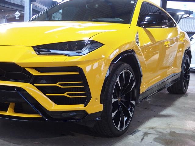 ウルス ハイウェイアシスタンスPKG パノラマルーフ スタイルPKG アーバンロードアシスタンスPKG ブランディングパック アンビエントライトPKG シートヒーター シートエアコン ナイトビジョン(17枚目)