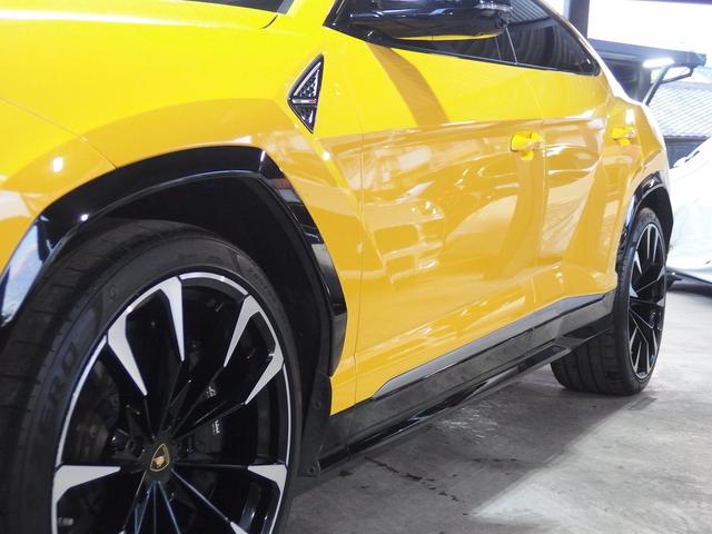 ウルス ハイウェイアシスタンスPKG パノラマルーフ スタイルPKG アーバンロードアシスタンスPKG ブランディングパック アンビエントライトPKG シートヒーター シートエアコン ナイトビジョン(19枚目)