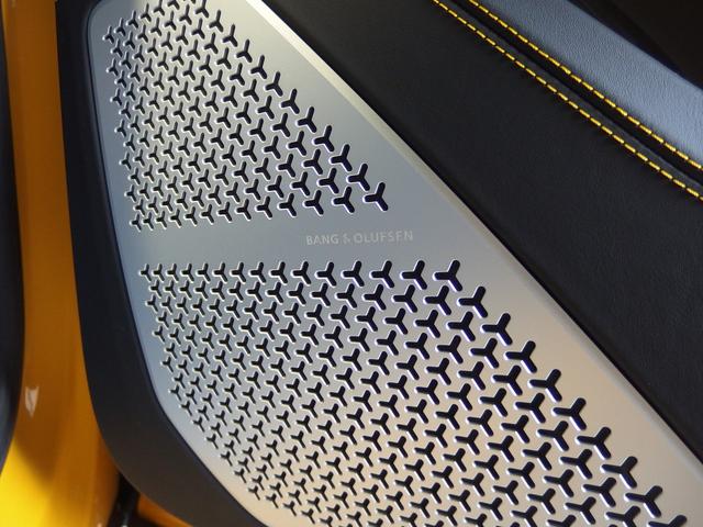 ウルス ハイウェイアシスタンスPKG パノラマルーフ スタイルPKG アーバンロードアシスタンスPKG ブランディングパック アンビエントライトPKG シートヒーター シートエアコン ナイトビジョン(51枚目)