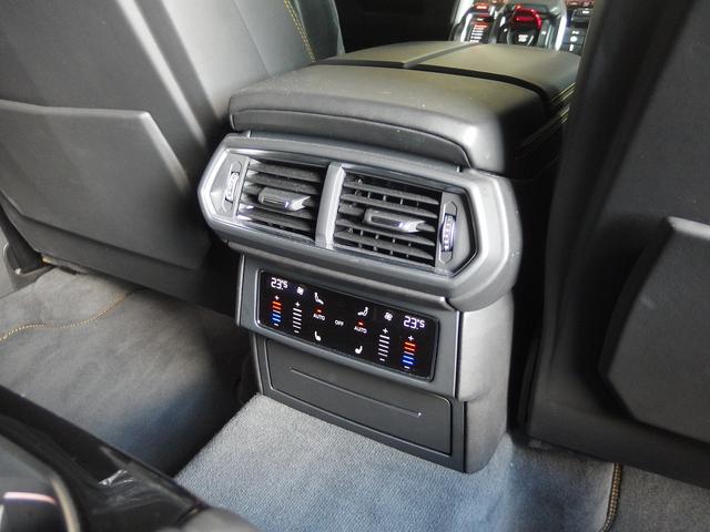 ウルス ハイウェイアシスタンスPKG パノラマルーフ スタイルPKG アーバンロードアシスタンスPKG ブランディングパック アンビエントライトPKG シートヒーター シートエアコン ナイトビジョン(54枚目)