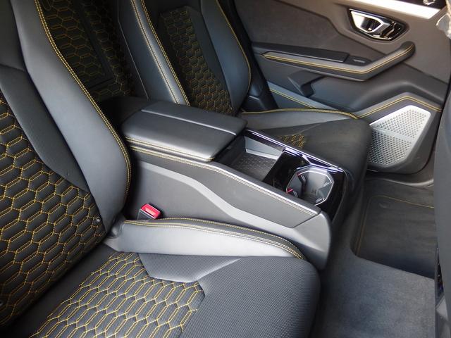 ウルス ハイウェイアシスタンスPKG パノラマルーフ スタイルPKG アーバンロードアシスタンスPKG ブランディングパック アンビエントライトPKG シートヒーター シートエアコン ナイトビジョン(55枚目)