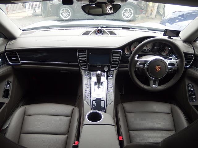パナメーラ スポクロＰＫＧ　エントリドライブ　クルコン　ＰＡＳＭ　ＬＥＤヘッドライト　パークトロニック　サーボトロニック　パドルシフト　ＢＯＳＥ　前後シートヒーター　パワーテールゲート　ソフトクローズドア　１８ｉｎアルミ　純正ナビ　フルセグＴＶ（2枚目）