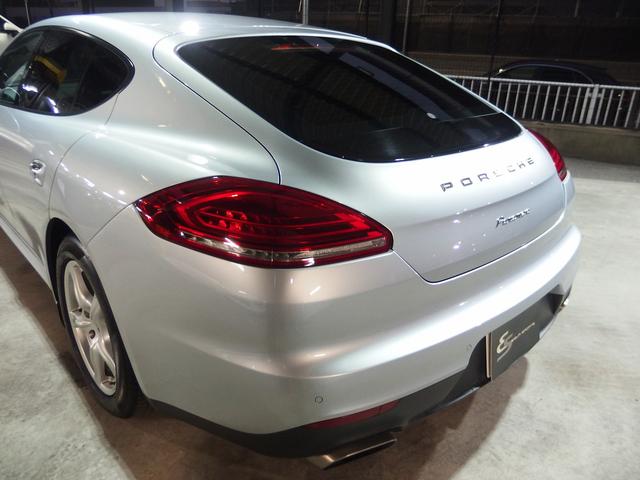 パナメーラ スポクロＰＫＧ　エントリドライブ　クルコン　ＰＡＳＭ　ＬＥＤヘッドライト　パークトロニック　サーボトロニック　パドルシフト　ＢＯＳＥ　前後シートヒーター　パワーテールゲート　ソフトクローズドア　１８ｉｎアルミ　純正ナビ　フルセグＴＶ（19枚目）