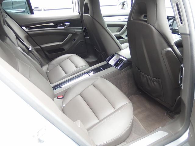 パナメーラ スポクロＰＫＧ　エントリドライブ　クルコン　ＰＡＳＭ　ＬＥＤヘッドライト　パークトロニック　サーボトロニック　パドルシフト　ＢＯＳＥ　前後シートヒーター　パワーテールゲート　ソフトクローズドア　１８ｉｎアルミ　純正ナビ　フルセグＴＶ（39枚目）