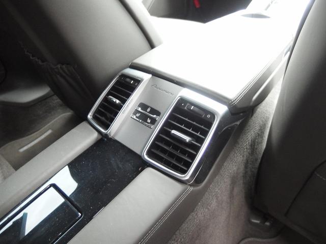 パナメーラ スポクロＰＫＧ　エントリドライブ　クルコン　ＰＡＳＭ　ＬＥＤヘッドライト　パークトロニック　サーボトロニック　パドルシフト　ＢＯＳＥ　前後シートヒーター　パワーテールゲート　ソフトクローズドア　１８ｉｎアルミ　純正ナビ　フルセグＴＶ（50枚目）