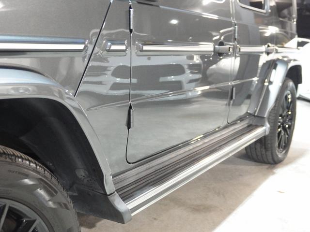 Ｇクラス Ｇ４００ｄ　ＡＭＧライン　ラグジュアリーＰＫＧ　２０ｉｎアルミ　ブルメスターサウンド　サンルーフ　前後シートヒーター　アダプティブクルコン　デジタルインナーミラー　フルセグＴＶ（18枚目）