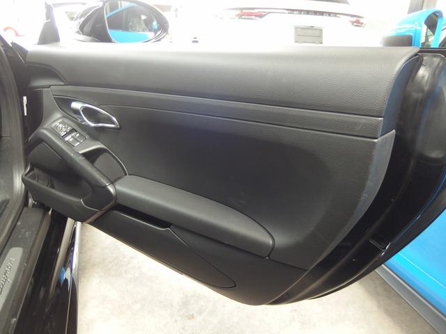 ７１８ケイマン ７１８ケイマン　ＥＵＲ－ＧＴワイドボディ　２１ｉｎアルミ　社外バルブ付マフラー　社外リアウィング　社外ダウンサス　キセノンヘッドライト　オートライト　電格ミラー　ブラックレザーシート　ＰＣＭ（40枚目）