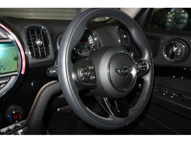 クーパーSD クロスオーバー オール4 禁煙車 LEDヘッドライト インテリジェントセーフティ アクティブクルーズコントロール 純正18インチブラックアルミ 純正ナビ バックモニター PDC ドライビングモード(12枚目)