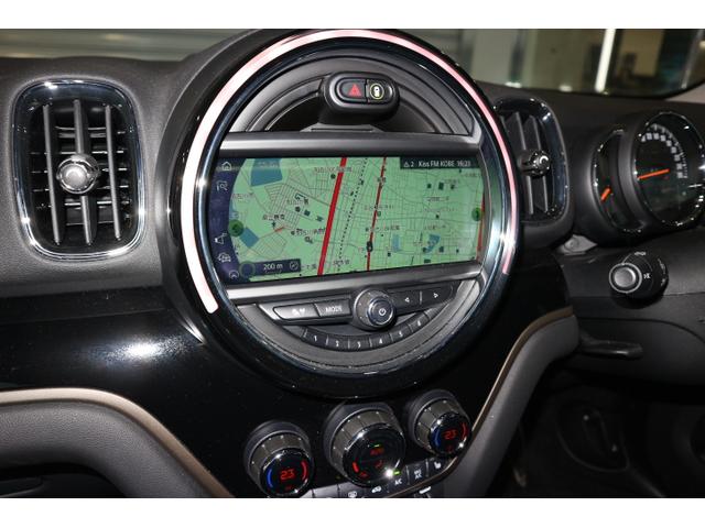 クーパーSD クロスオーバー オール4 禁煙車 LEDヘッドライト インテリジェントセーフティ アクティブクルーズコントロール 純正18インチブラックアルミ 純正ナビ バックモニター PDC ドライビングモード(13枚目)