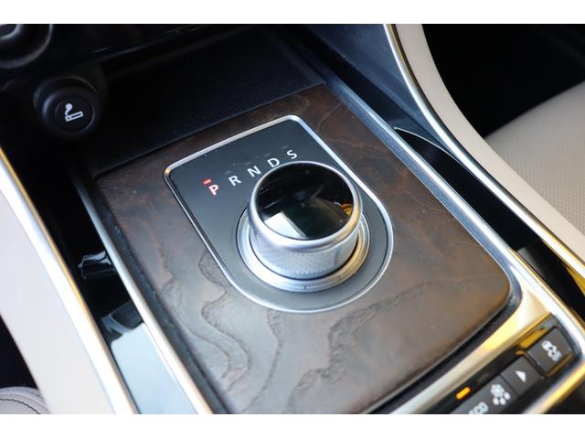 ＸＦ プレステージ　禁煙ワンオーナー車　キセノン　純正ナビ　ベージュレザー　シートヒーター（全席）　シートクーラー　クリアランスソナー　バックカメラ　クルーズコントロール　パドルシフト　ウッドパネル　マルチファンクション（14枚目）