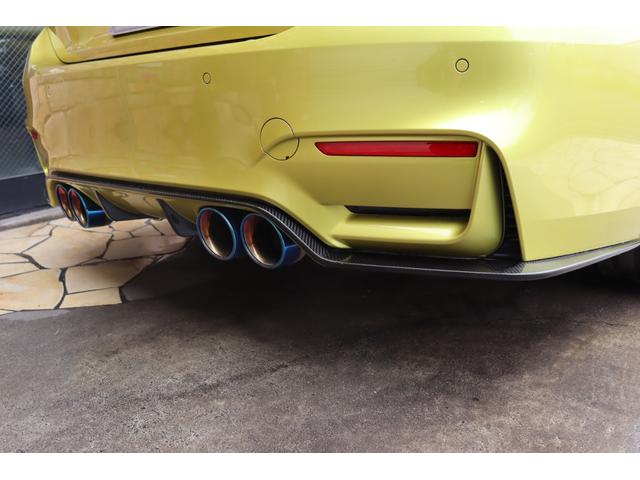 Ｍ４ Ｍ４クーペ　禁煙車　ＬＥＤライト　純正ＨＤＤナビ地デジＴＶ　サキールオレンジレザー　ＫＷ車高調　ＢＢＳ２０インチ　ＡＰレーシングブレーキ　フライハイトマフラー　ビルトインミラーＥＴＣ　ＰＤＣ　ダッシュボードレザー（20枚目）
