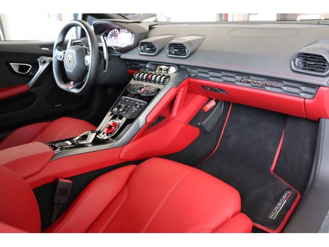 ウラカン ＬＰ５８０－２　禁煙車　ＬＥＤライト　純正ナビ　純正２０インチアルミ　クリアランスソナー　バックカメラ　カーボンエンジンベイ　フロントリフティングシステム　ＥＴＣ　ドライブレコーダー前後　アドバンスキーレス　キーレス（4枚目）