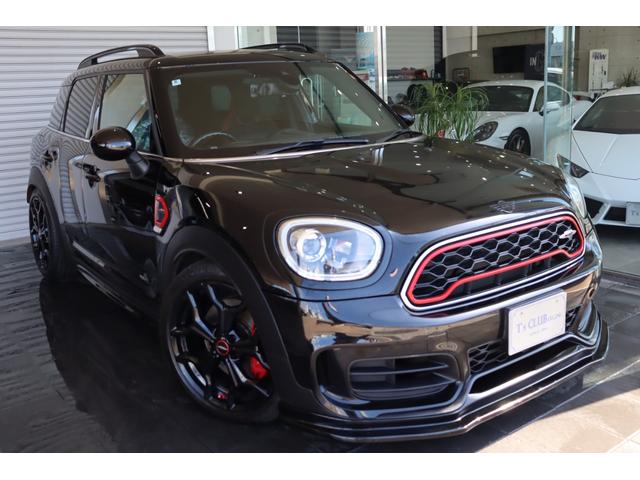ＭＩＮＩ ジョンクーパーワークス　クロスオーバー　禁煙　ＬＥＤライト　純正ＨＤＤナビ　ビルシュタイン車高調　Ｒ‘ｓＲａｃｉｎｇフロントスポイラー　Ｘ２用１９インチアルミ　ＡＣＣ　ヘッドアップディスプレイ　コンフォートアクセス　リアＰＤＣ　バックカメラ（2枚目）