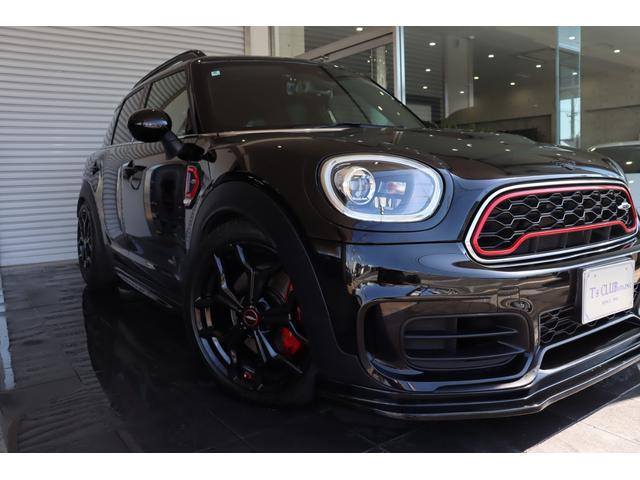 ＭＩＮＩ ジョンクーパーワークス　クロスオーバー　禁煙　ＬＥＤライト　純正ＨＤＤナビ　ビルシュタイン車高調　Ｒ‘ｓＲａｃｉｎｇフロントスポイラー　Ｘ２用１９インチアルミ　ＡＣＣ　ヘッドアップディスプレイ　コンフォートアクセス　リアＰＤＣ　バックカメラ（7枚目）