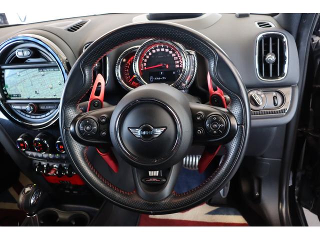 ＭＩＮＩ ジョンクーパーワークス　クロスオーバー　禁煙　ＬＥＤライト　純正ＨＤＤナビ　ビルシュタイン車高調　Ｒ‘ｓＲａｃｉｎｇフロントスポイラー　Ｘ２用１９インチアルミ　ＡＣＣ　ヘッドアップディスプレイ　コンフォートアクセス　リアＰＤＣ　バックカメラ（11枚目）