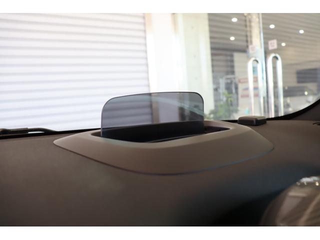 ＭＩＮＩ ジョンクーパーワークス　クロスオーバー　禁煙　ＬＥＤライト　純正ＨＤＤナビ　ビルシュタイン車高調　Ｒ‘ｓＲａｃｉｎｇフロントスポイラー　Ｘ２用１９インチアルミ　ＡＣＣ　ヘッドアップディスプレイ　コンフォートアクセス　リアＰＤＣ　バックカメラ（12枚目）