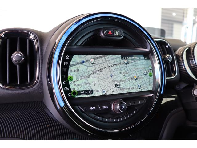 ＭＩＮＩ ジョンクーパーワークス　クロスオーバー　禁煙　ＬＥＤライト　純正ＨＤＤナビ　ビルシュタイン車高調　Ｒ‘ｓＲａｃｉｎｇフロントスポイラー　Ｘ２用１９インチアルミ　ＡＣＣ　ヘッドアップディスプレイ　コンフォートアクセス　リアＰＤＣ　バックカメラ（13枚目）