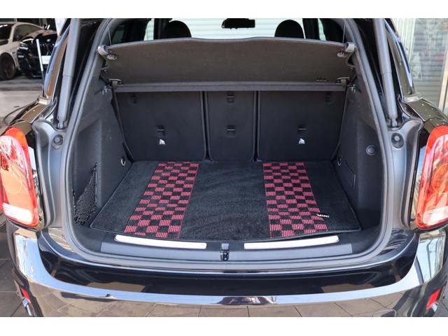 ＭＩＮＩ ジョンクーパーワークス　クロスオーバー　禁煙　ＬＥＤライト　純正ＨＤＤナビ　ビルシュタイン車高調　Ｒ‘ｓＲａｃｉｎｇフロントスポイラー　Ｘ２用１９インチアルミ　ＡＣＣ　ヘッドアップディスプレイ　コンフォートアクセス　リアＰＤＣ　バックカメラ（19枚目）