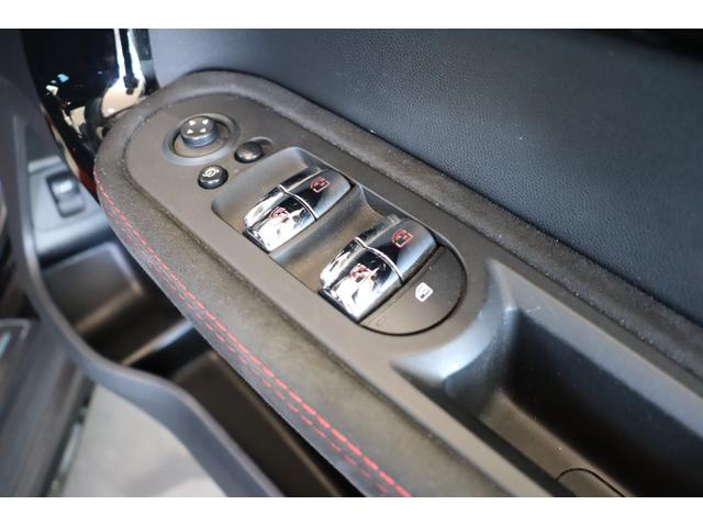 ＭＩＮＩ ジョンクーパーワークス　クロスオーバー　禁煙　ＬＥＤライト　純正ＨＤＤナビ　ビルシュタイン車高調　Ｒ‘ｓＲａｃｉｎｇフロントスポイラー　Ｘ２用１９インチアルミ　ＡＣＣ　ヘッドアップディスプレイ　コンフォートアクセス　リアＰＤＣ　バックカメラ（46枚目）